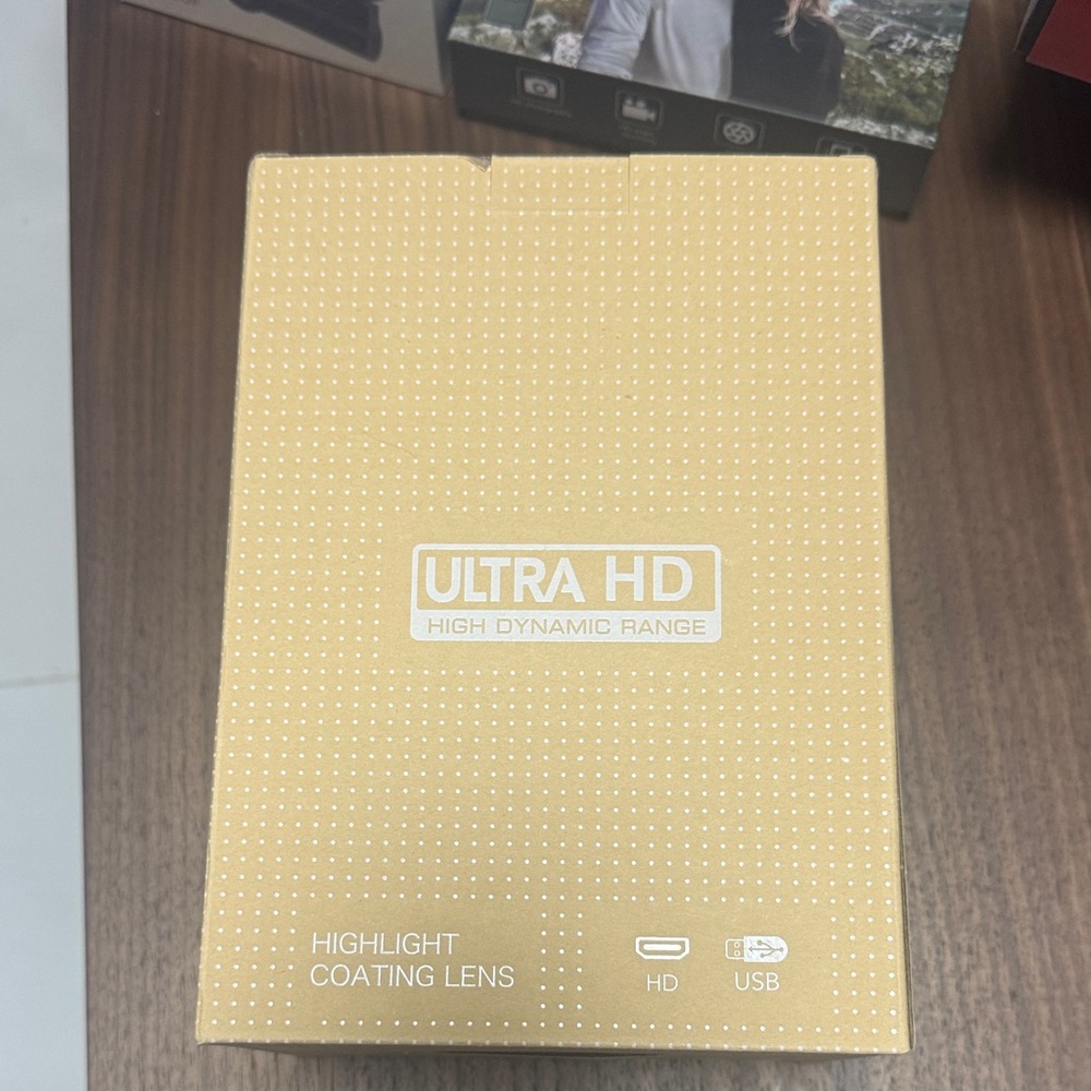 Ultra HD Portable Handheld mini projector